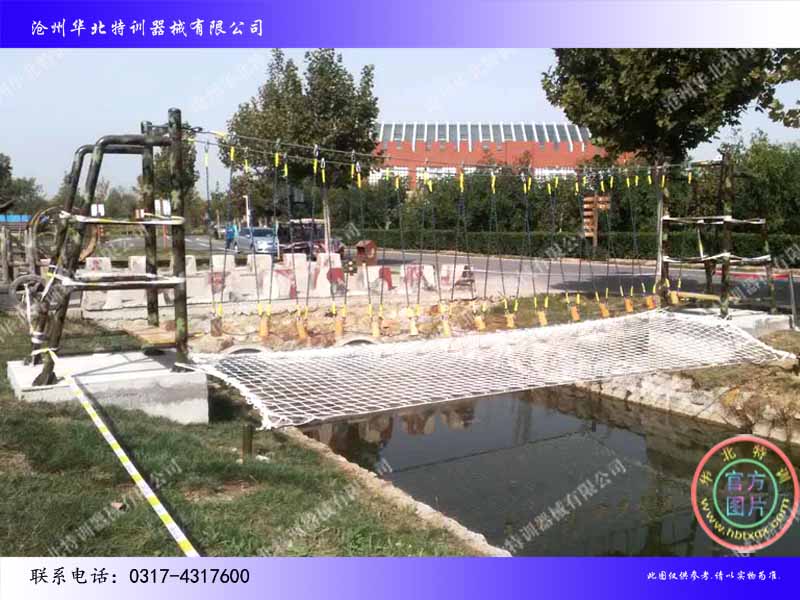 水上吊樁橋 水上吊樁橋