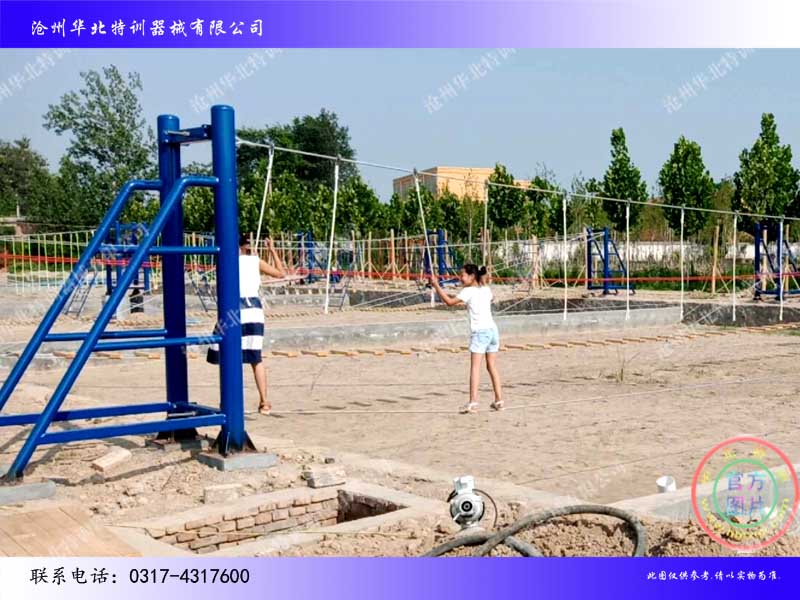 叢林繩橋.jpg 叢林繩橋.jpg